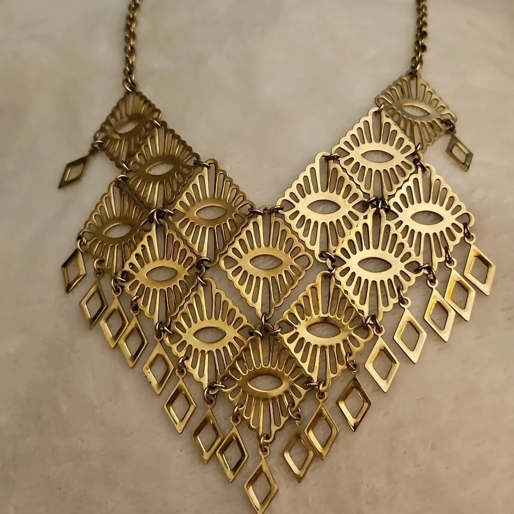 Vtg SARAH COVENTRY 1974 Mandarin Magic Bib Fringe Festival Statement Necklace
